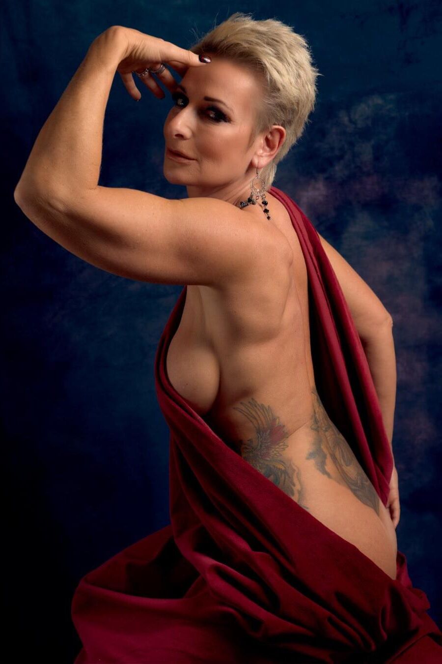 Caroline Thacker (Roo)