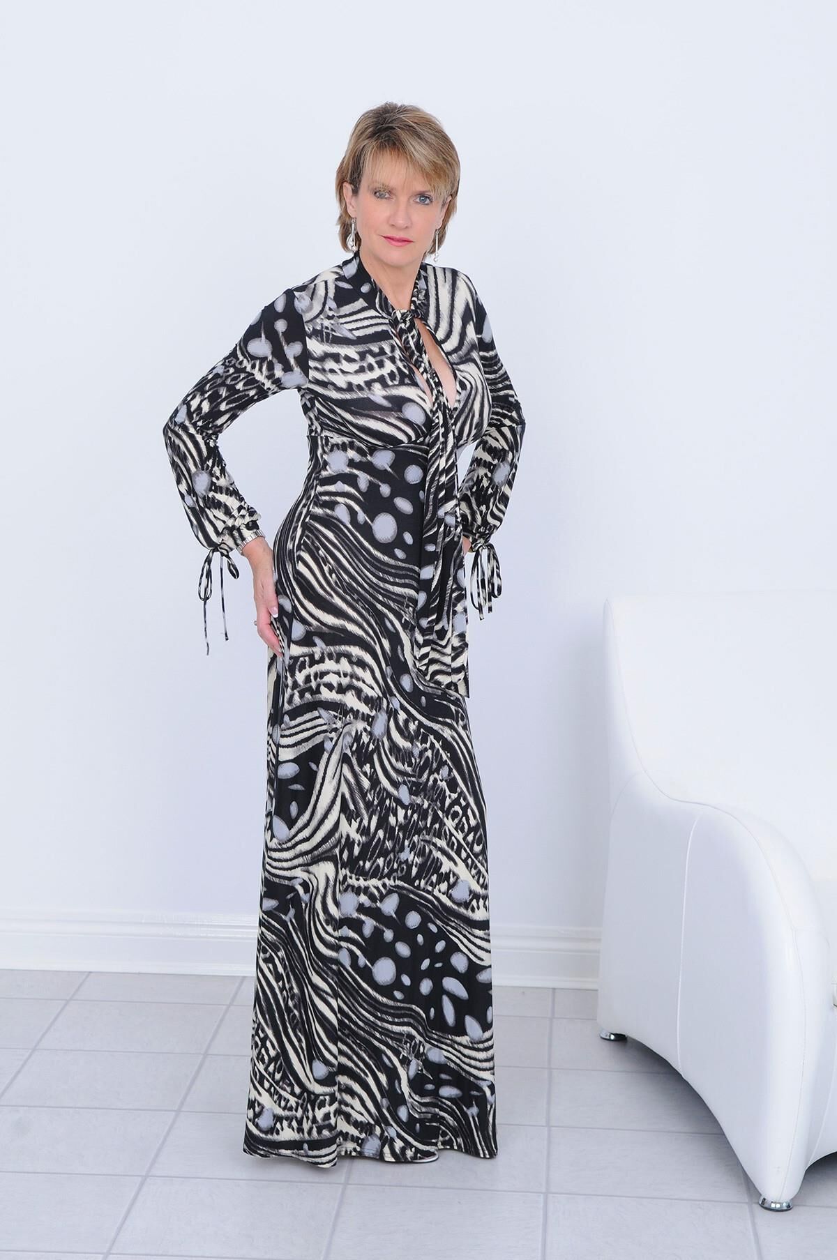 Gill Ellis Young (Lady Sonia) Vestido de jantar de clube de golfe