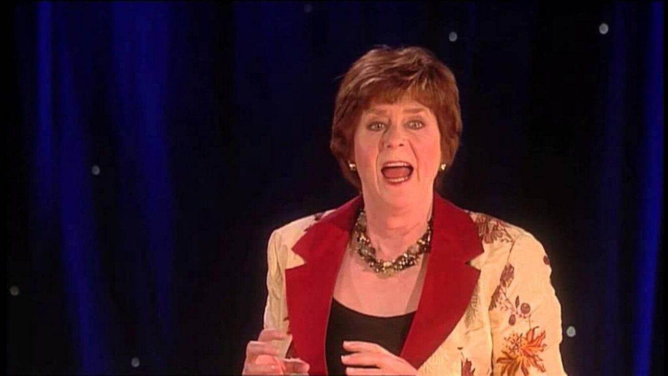 Pam Ayres