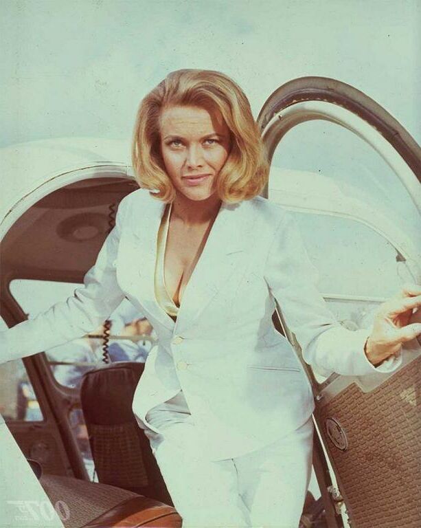 Honor Blackman