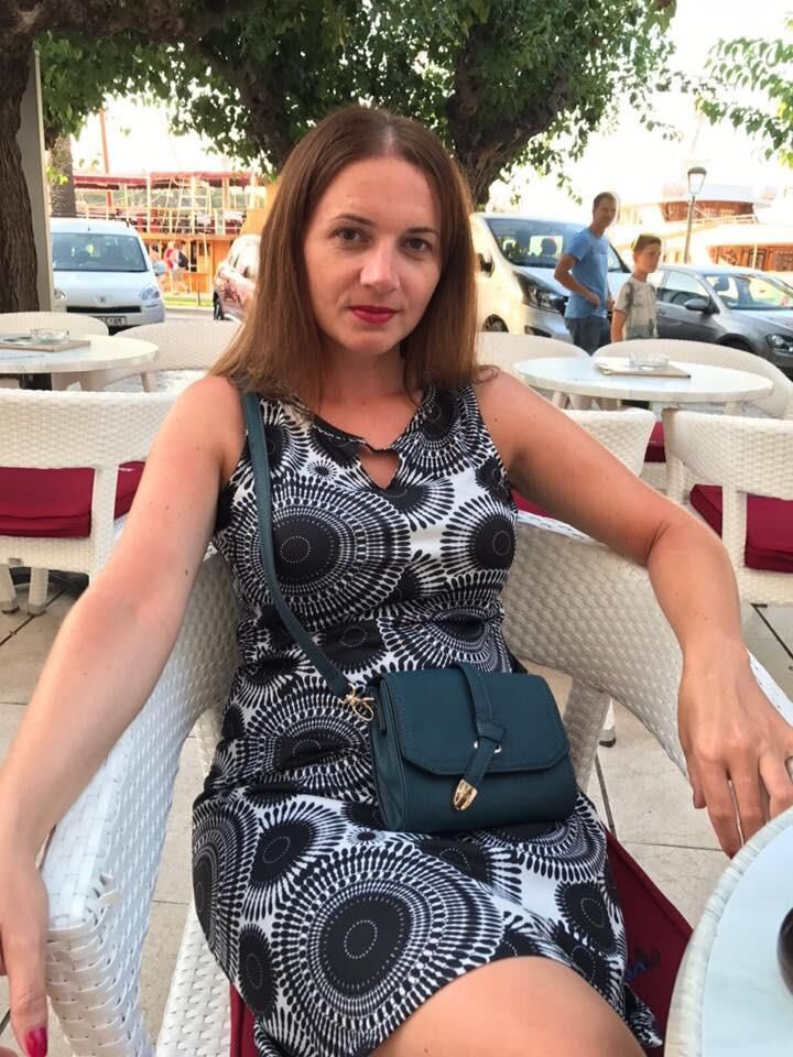 Горячие женщины в платьях (не обнаженные)