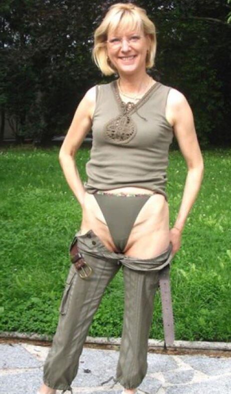 Hotwife Dee Amateur UK