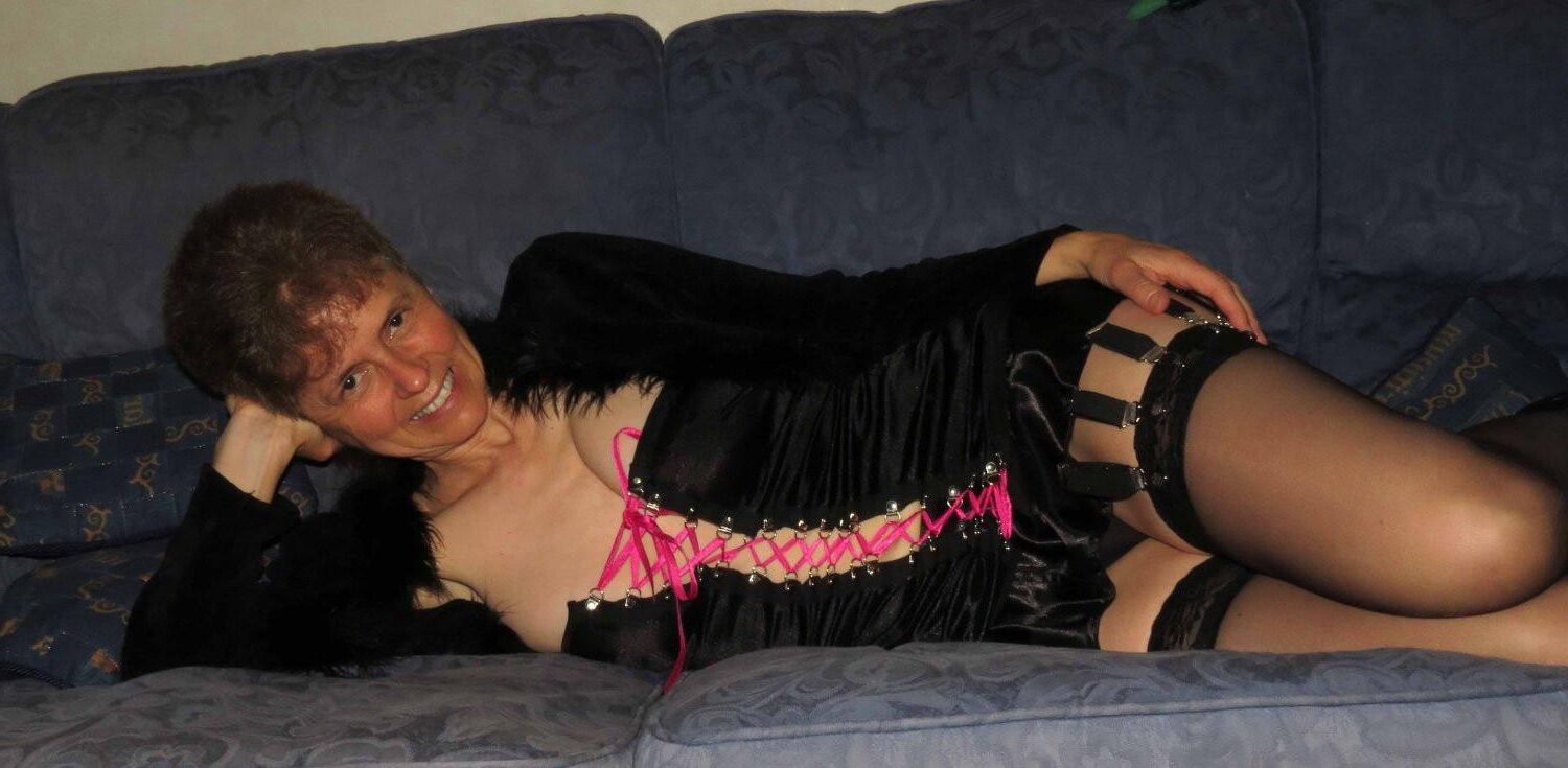 Gilf Hotwife Madure Donna