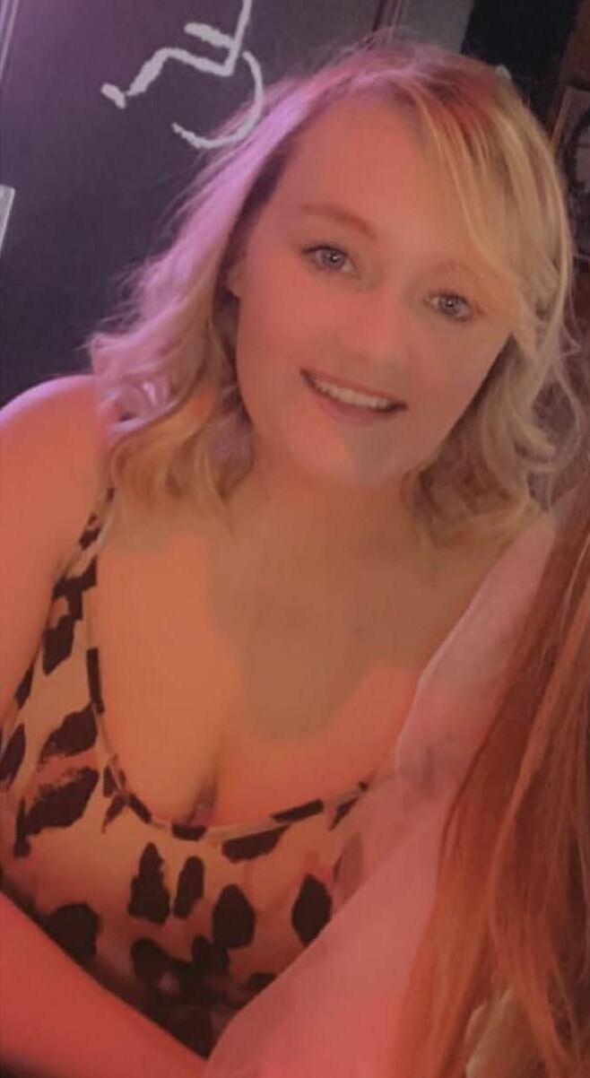 Meine mollige blonde Tochter zu wichsen