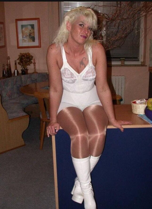Milf ville