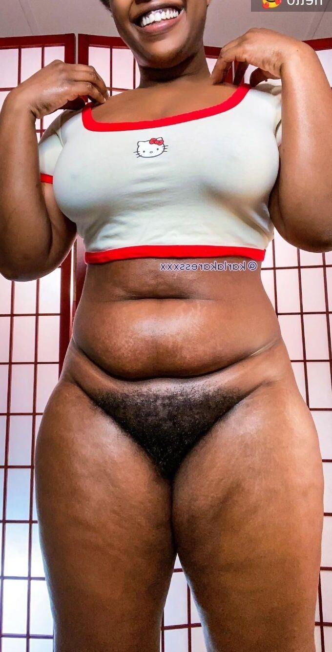 Pusado peludo Ebony grueso