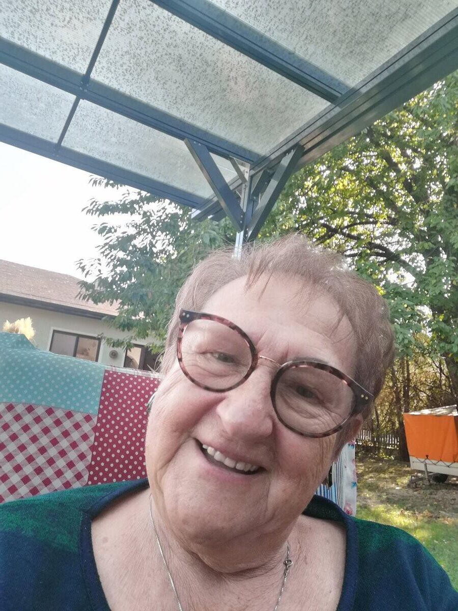 Médies laides