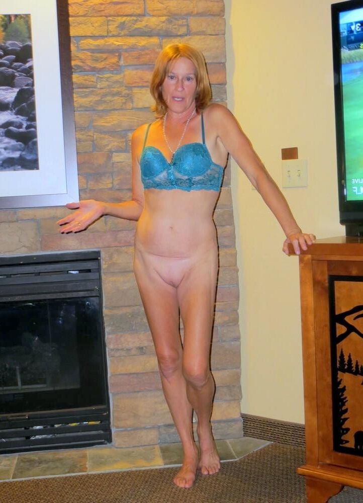 Hot Wife Leslie 