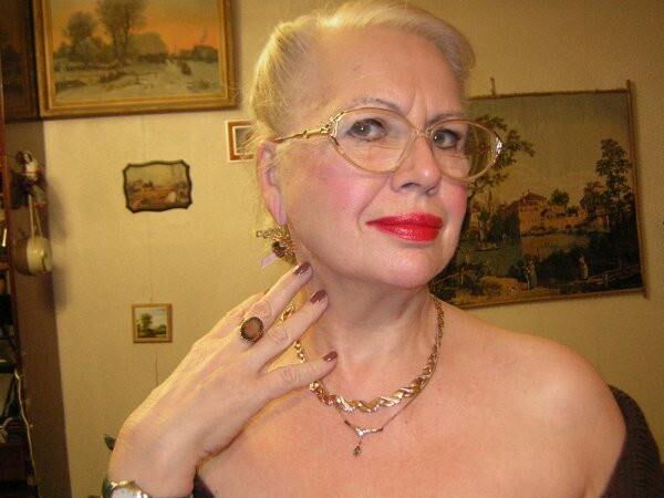 Svetlana elegante e quente de Moscou