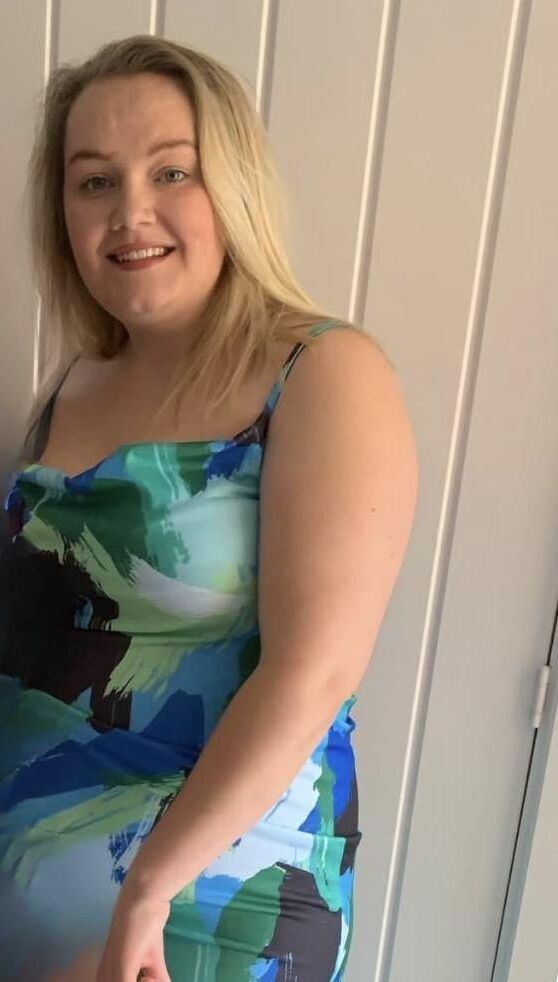 Meine mollige blonde Tochter zu wichsen