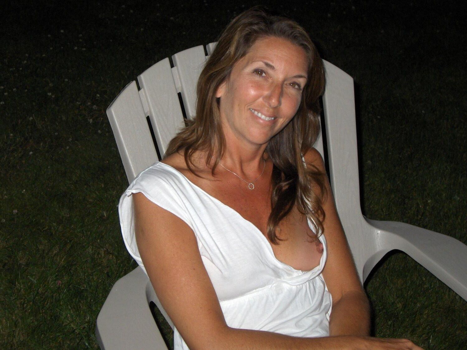 Amateur Hotwife Jen from VA