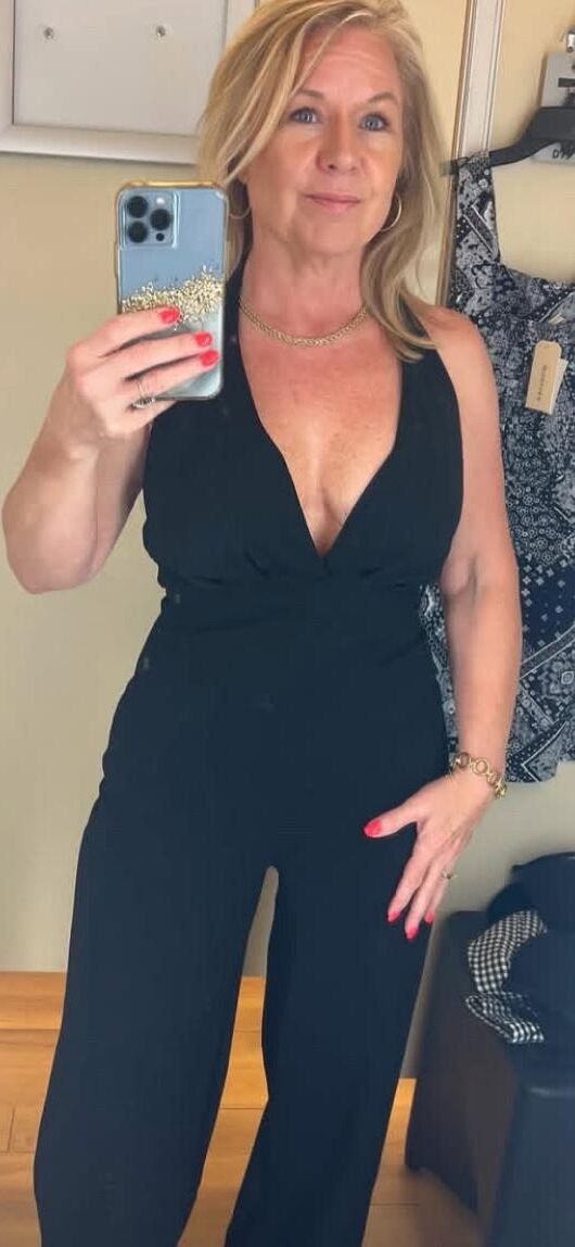Sexy Mature nnude