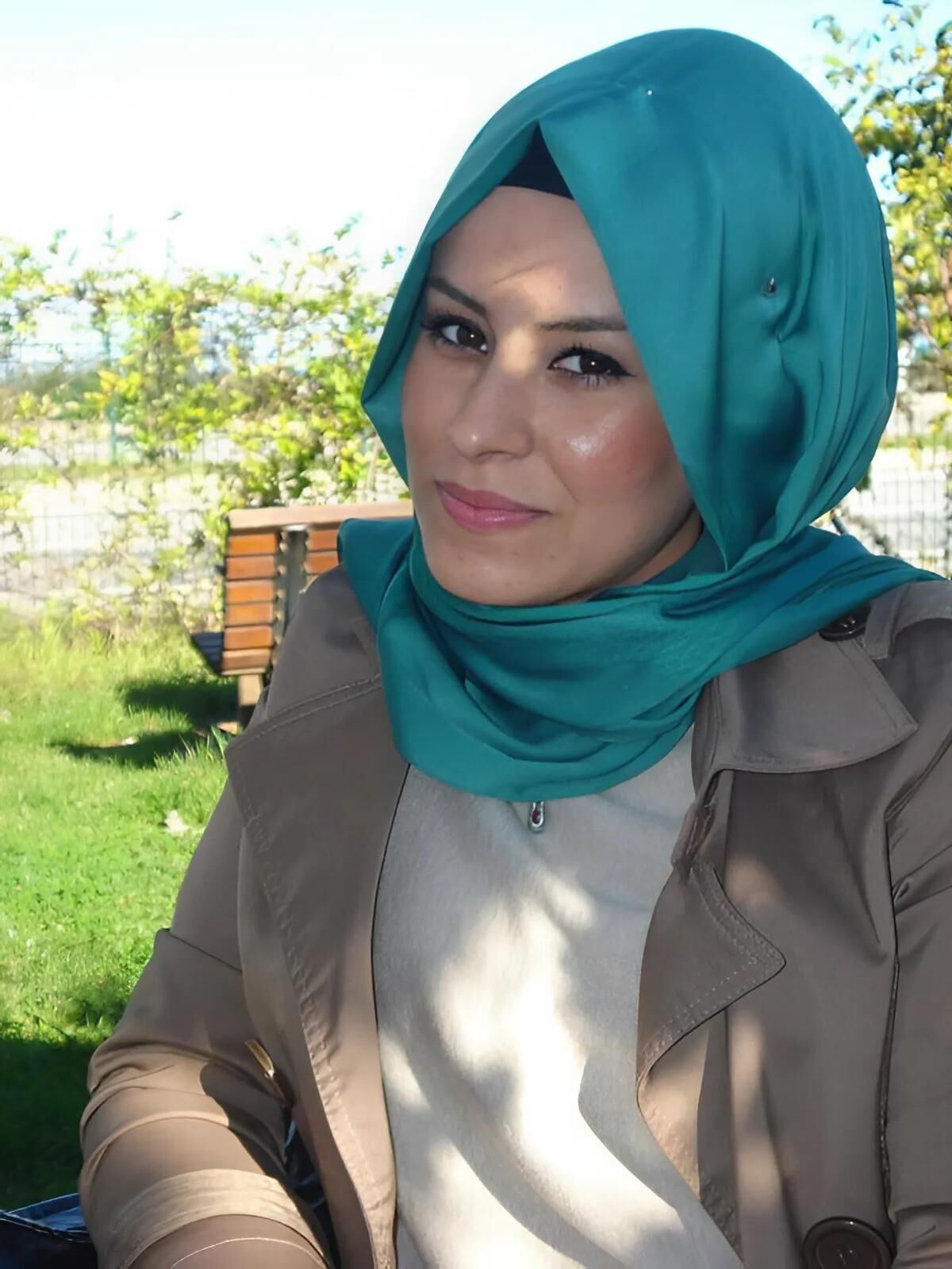 VINTAGE TURKISH HIJAB SEXSI PHOTO 