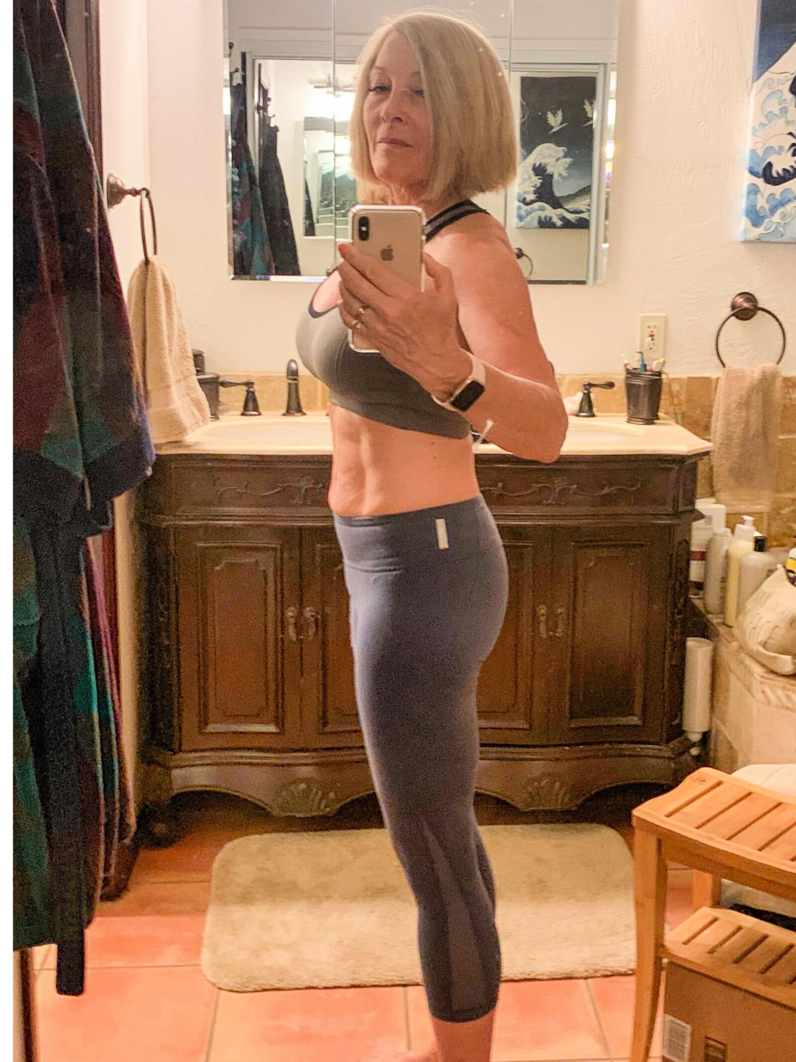 Gilf Blonde Blogger