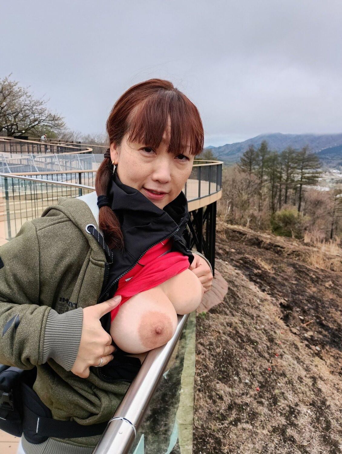Hotwife asiática madura Kaori de Tokio