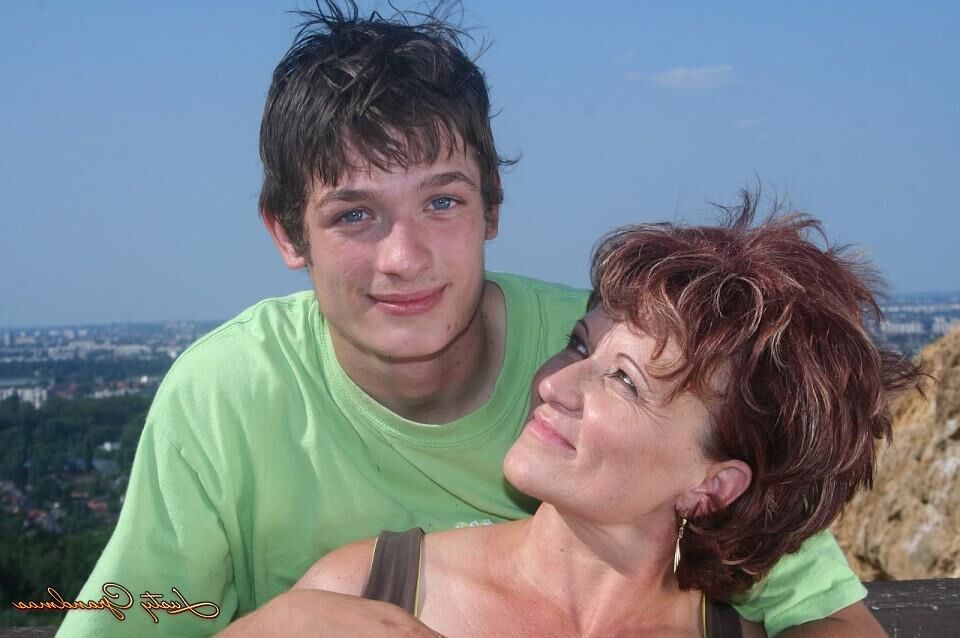 Manyika Slut Mature com menino