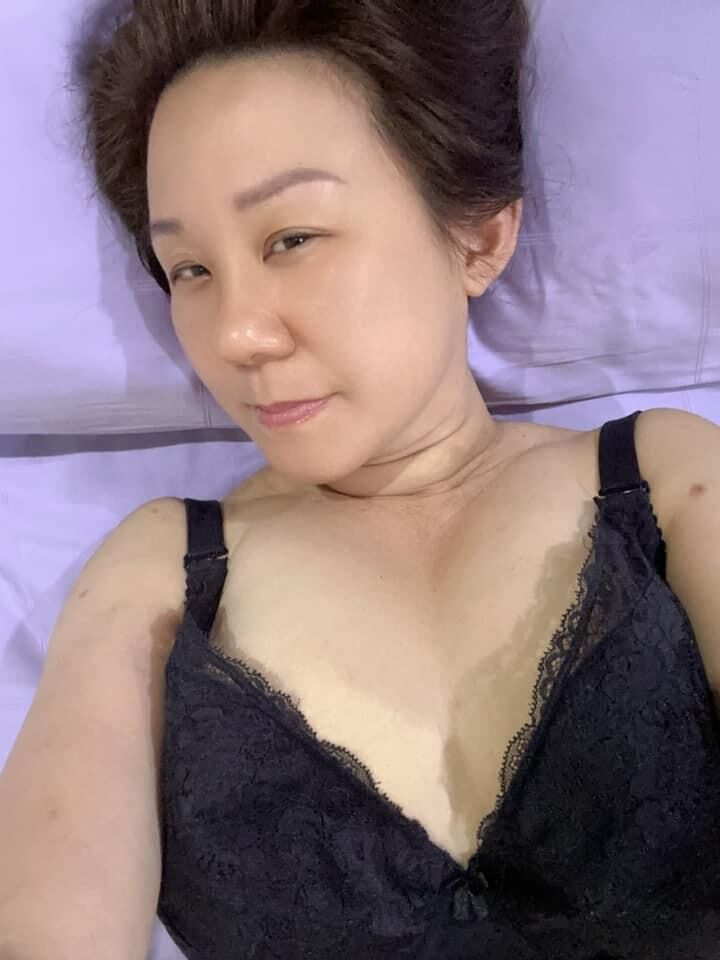 busty Malaysian milf slut liz lim