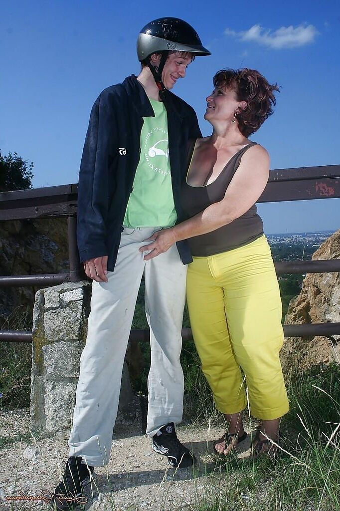 Manyika Slut Mature com menino