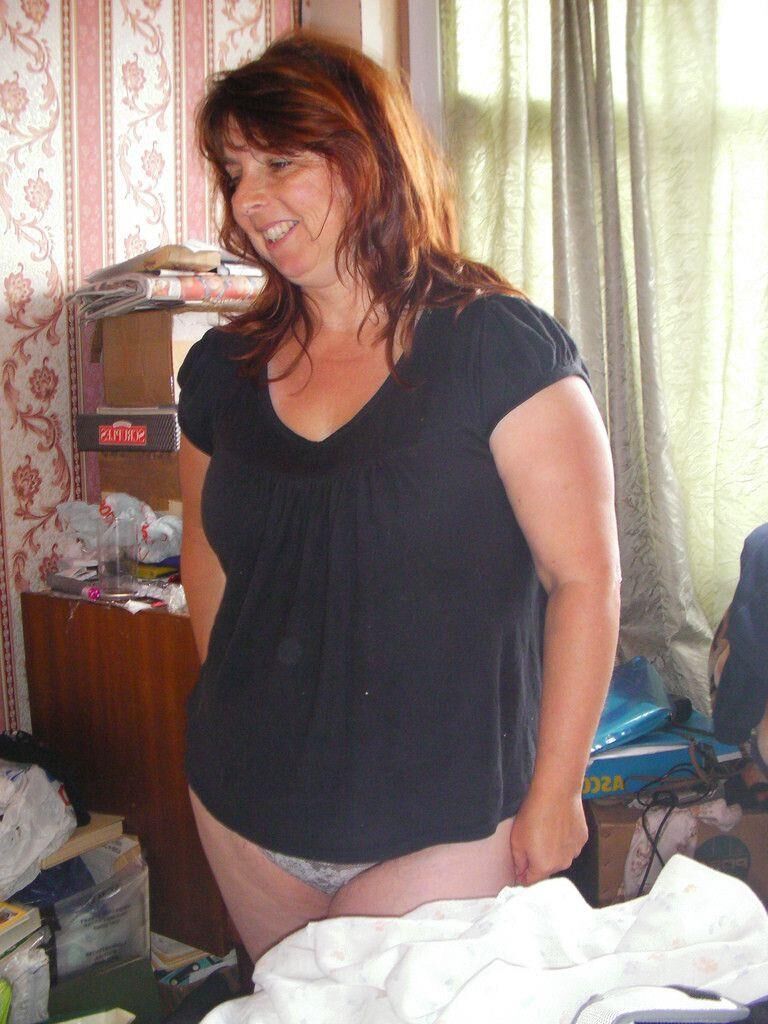 Boceta gorda peluda Elaine do Reino Unido sexy como foda!
