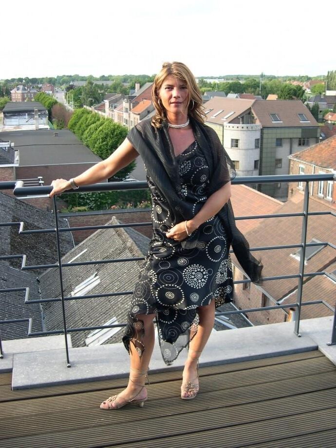 Sexy Laura da Bélgica