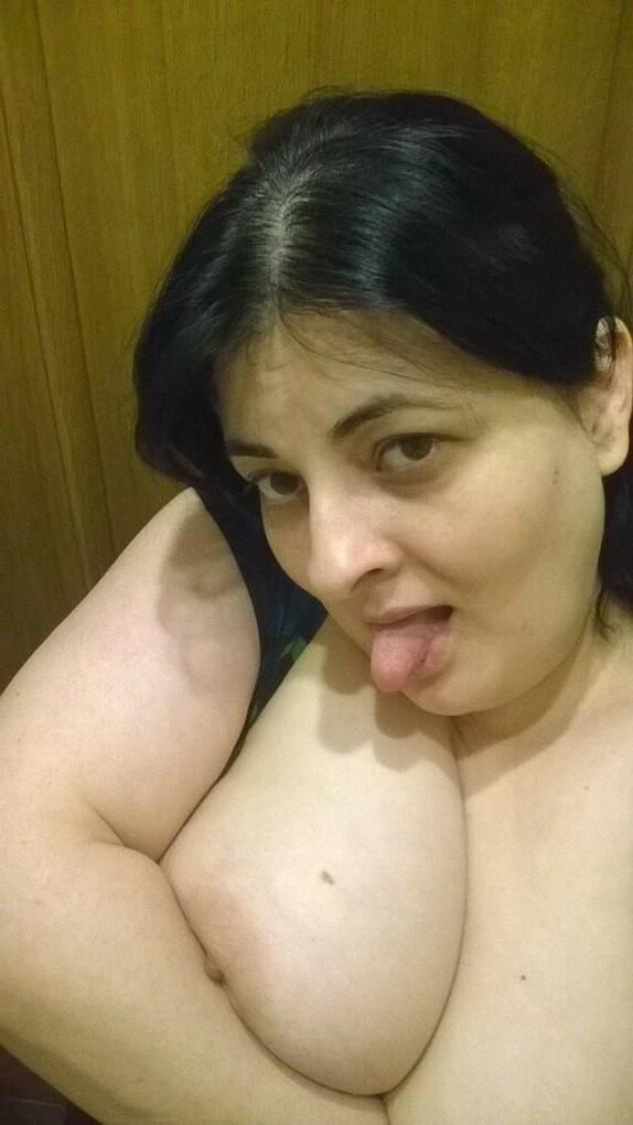 yo Busty MILF