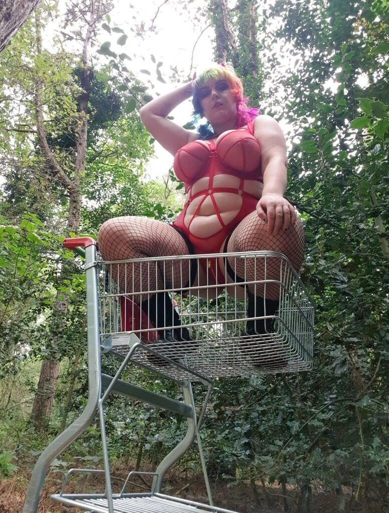 Kat farbenfrohe Haar