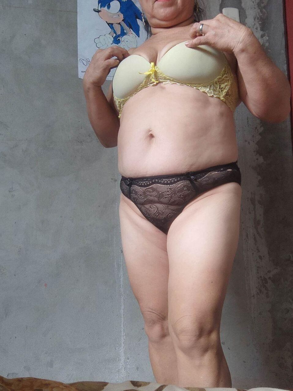 Jemandes Mutter ist eine sexy Schlampe