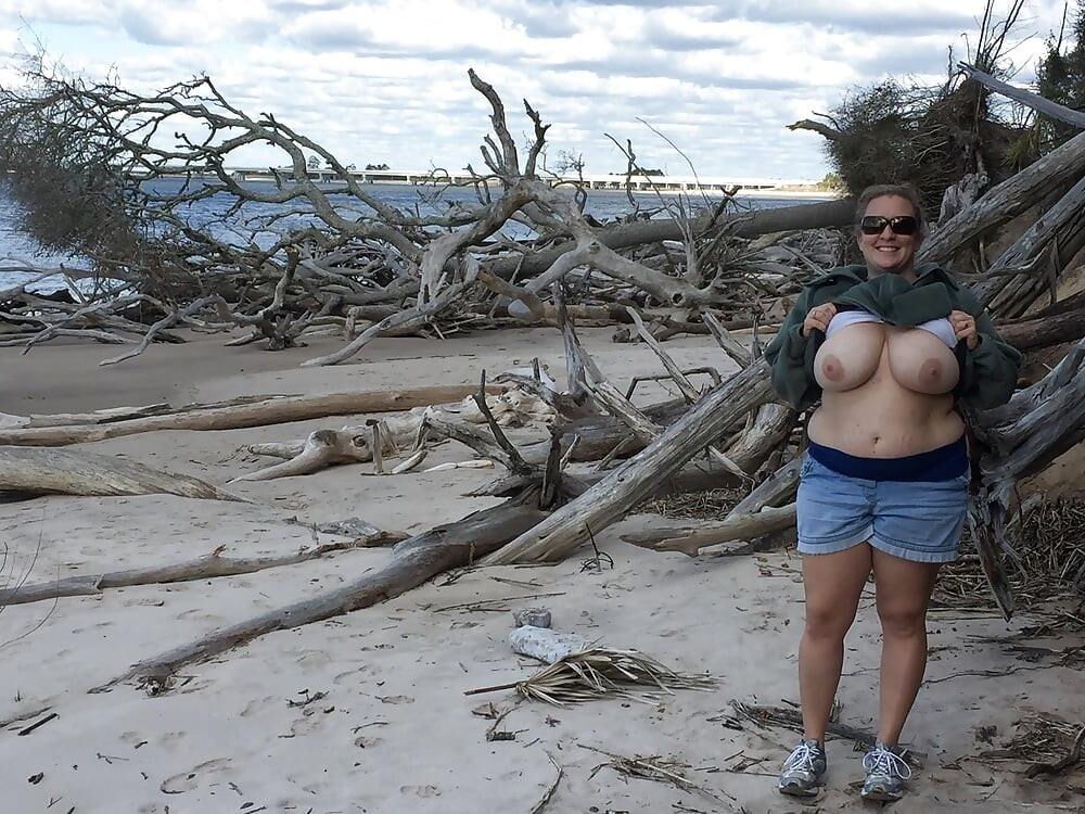 Spektakuläre Titten von BBW Niki aus Florida