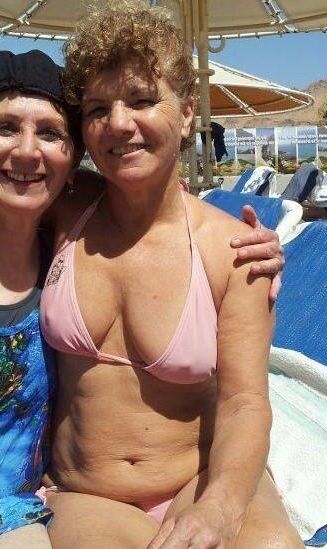 Milf Oma Swimmsuit Bikini