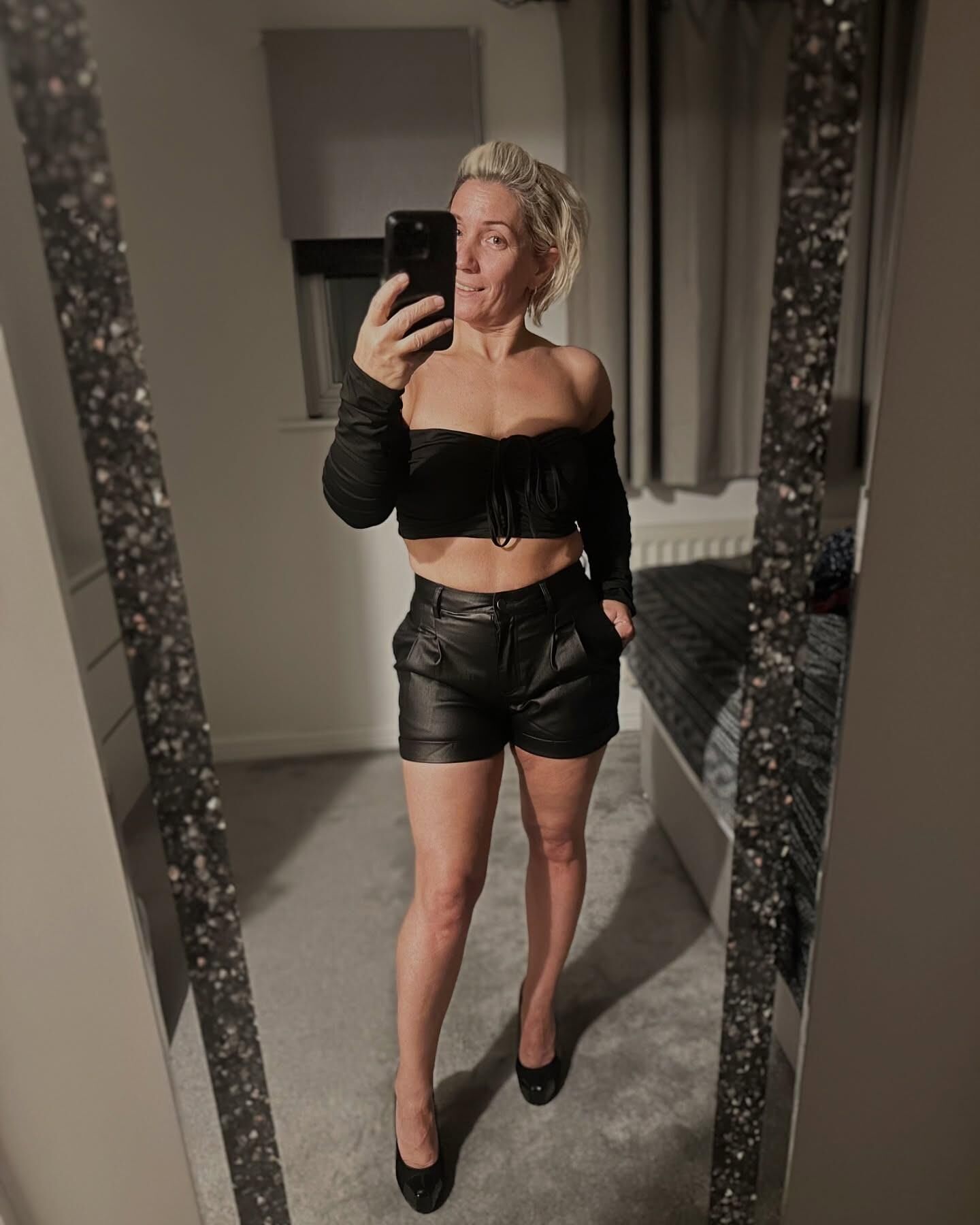 MILF TRACEY