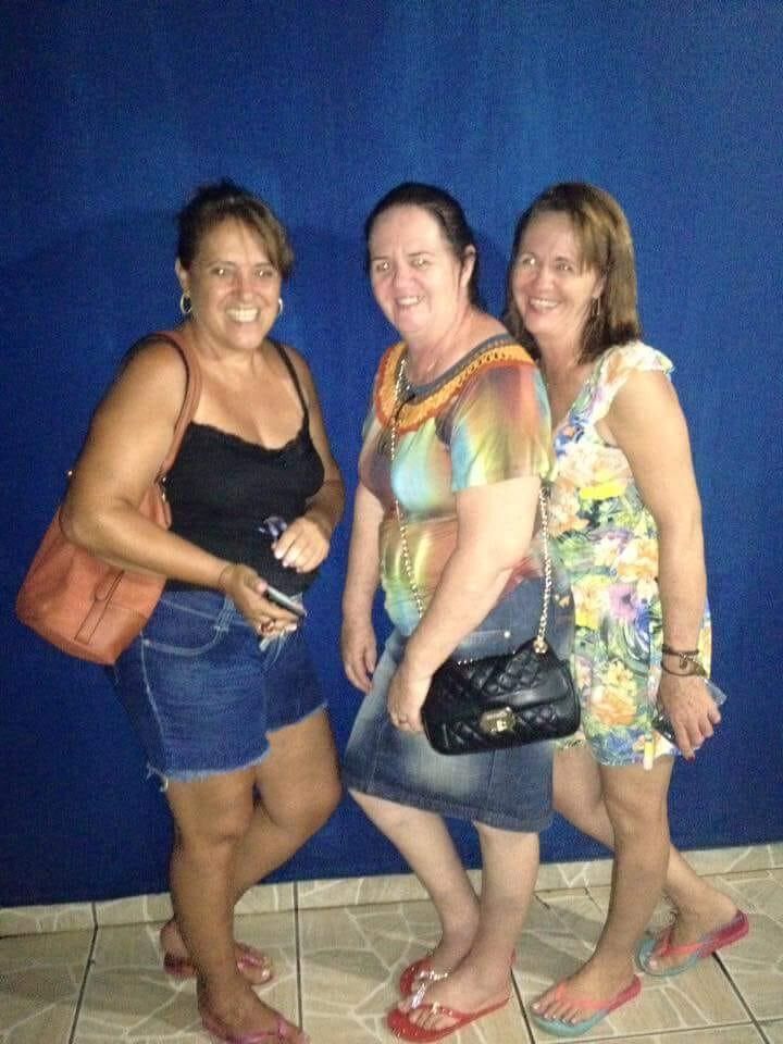 Gostosas fazem dia um dia