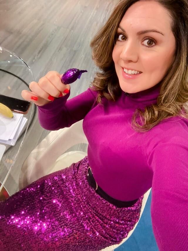 Sexy Weather girl Laura Tobin hot sexy milf 