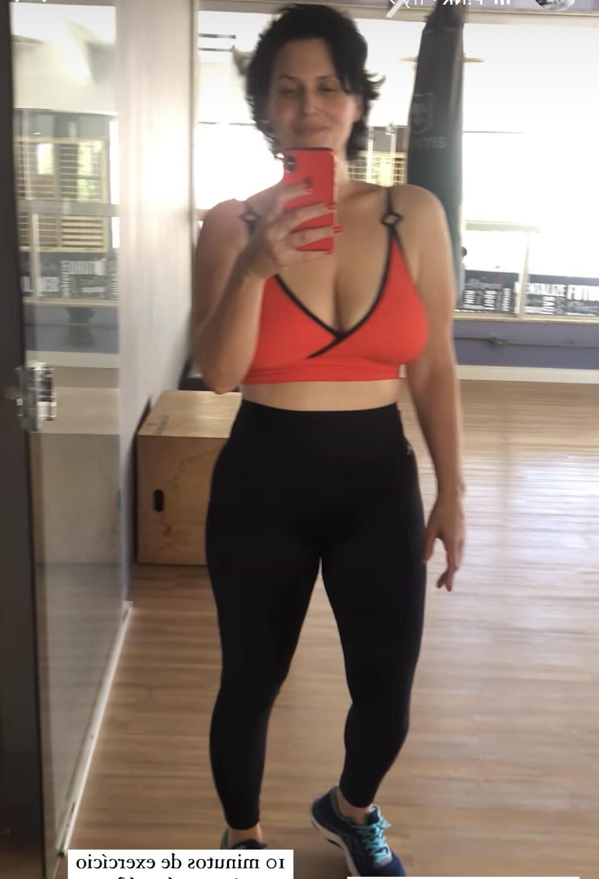 salope brésilienne sexy aux gros seins