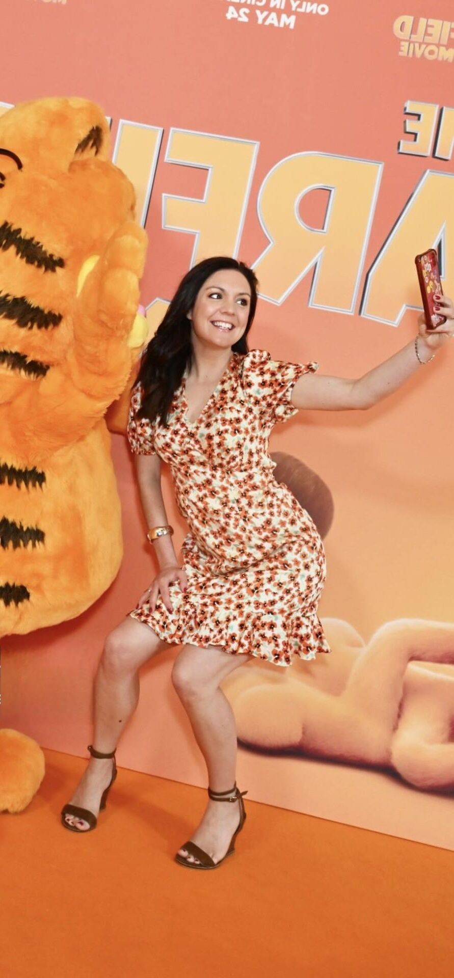 Sexy Weather girl Laura Tobin hot sexy milf 