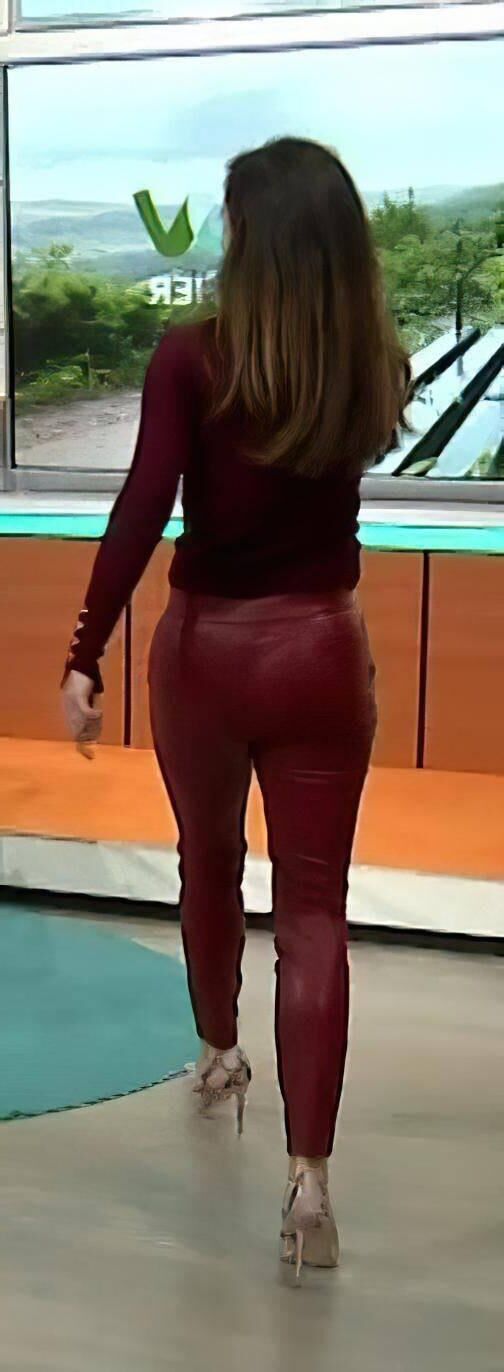 Sexy Weather girl Laura Tobin hot sexy milf 