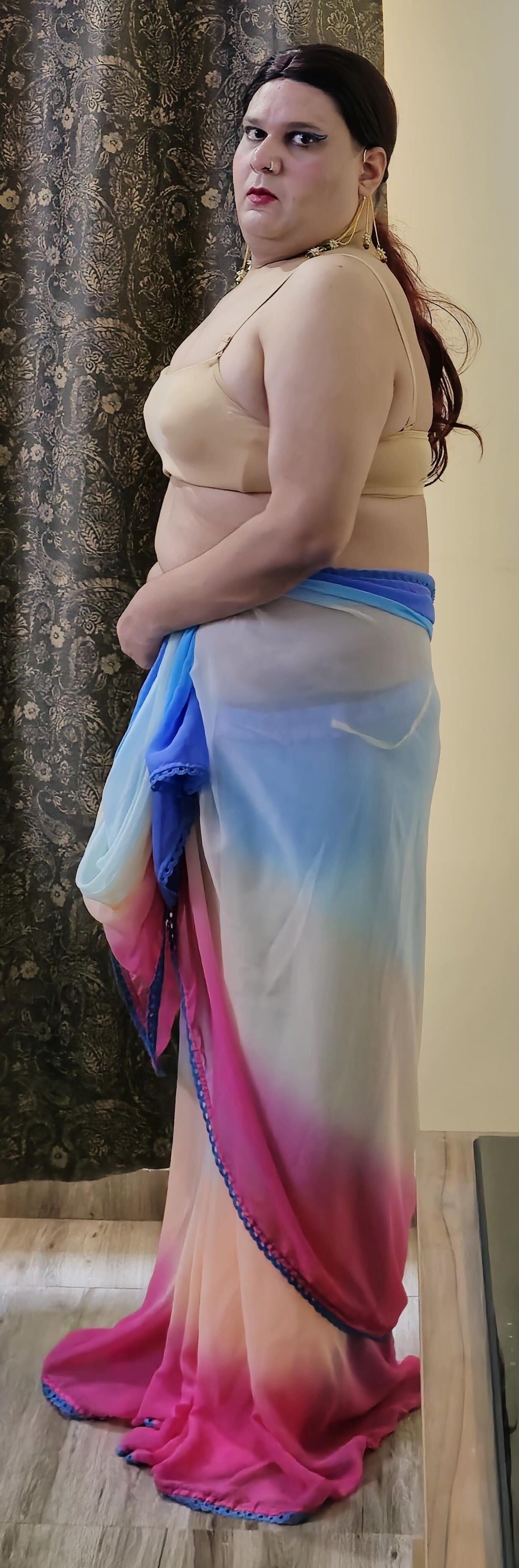 Travesti Monica M Sentindo -se Slutty