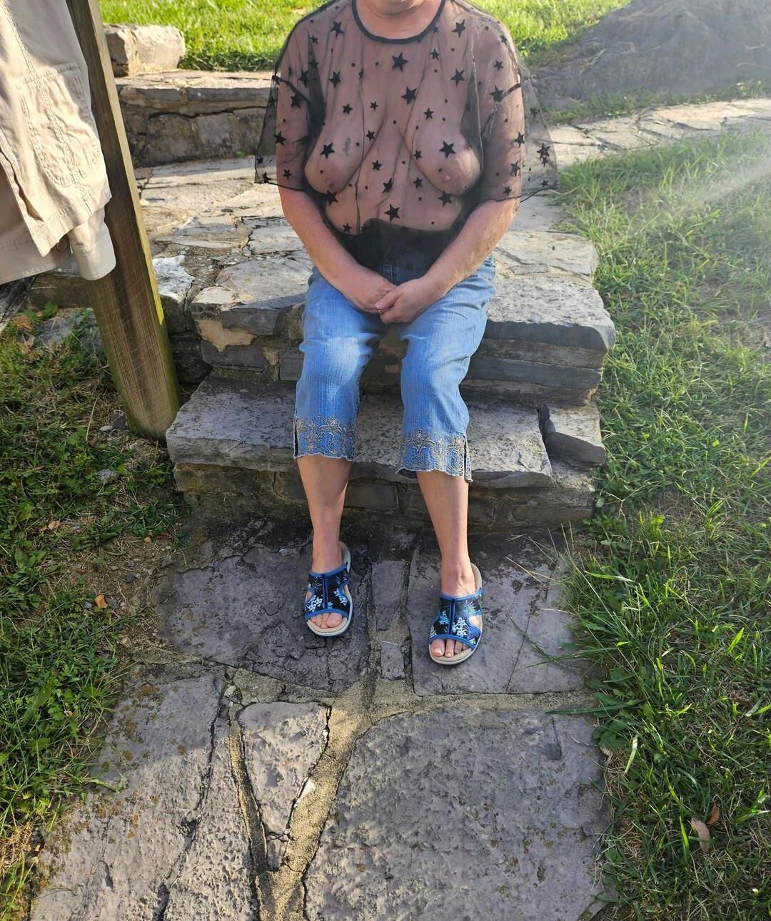 Grandma who wants to be seen y.o.