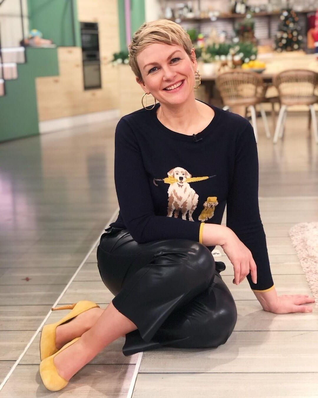 My mother a whore with class and a shoe fetish