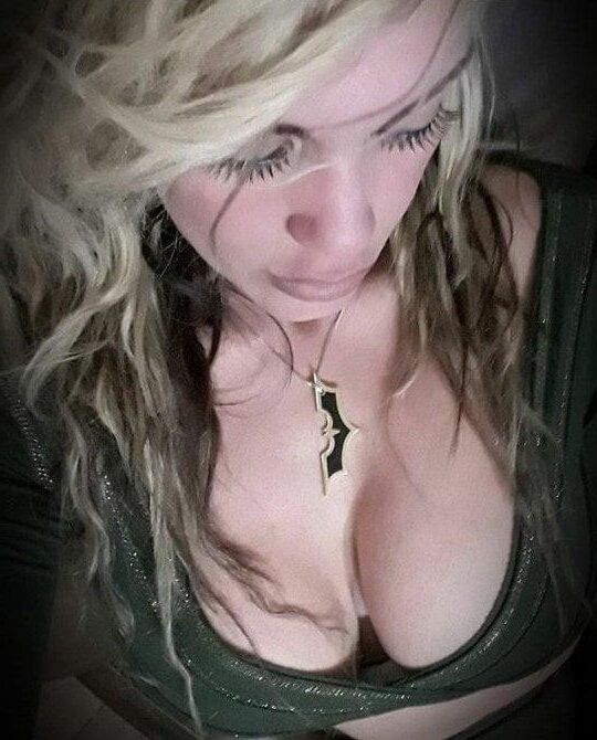 Milfs and mothers 