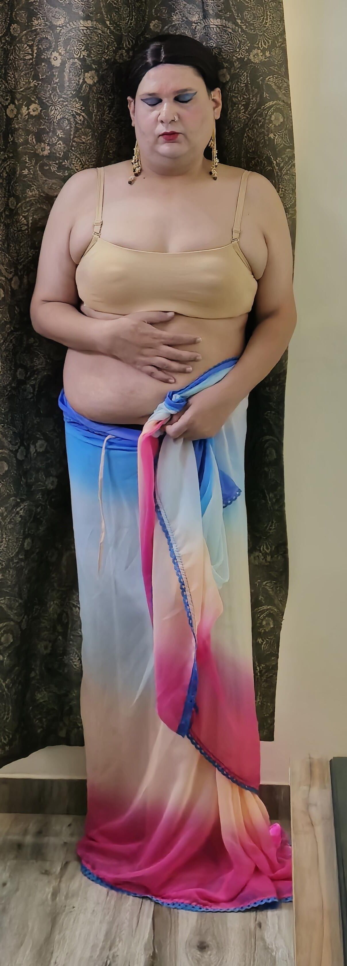 Travesti Monica M Sentindo -se Slutty