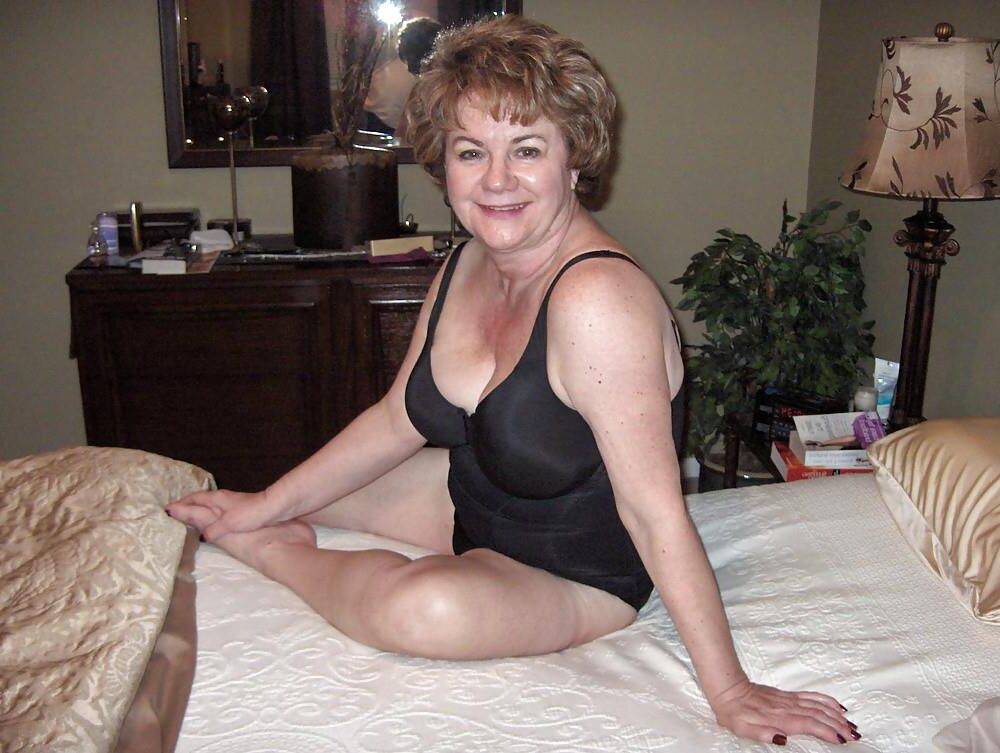 MATURE SLUT DIANNE