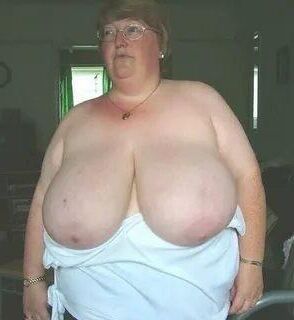Mature Big Boobs 