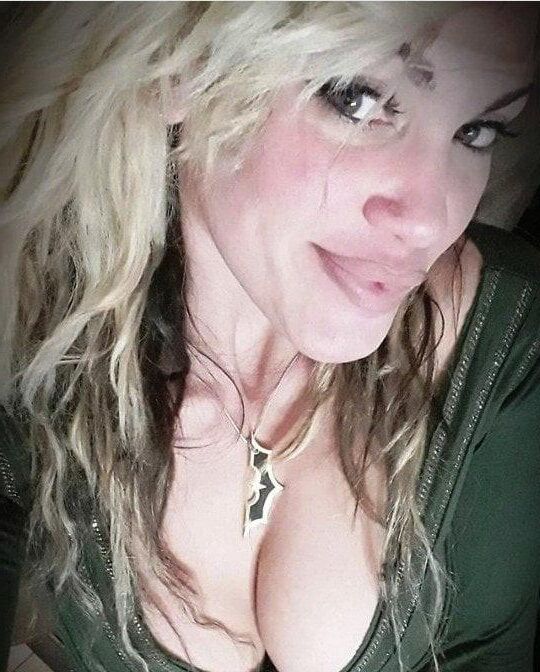Milfs and mothers 