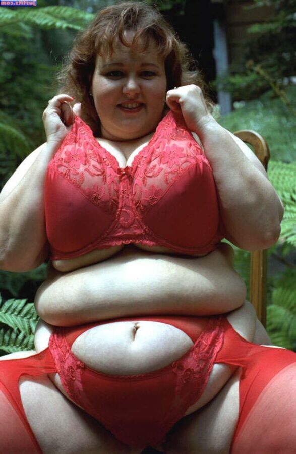 BBW Mel with huge saggy tits