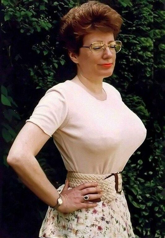 Older ladies with big bosoms