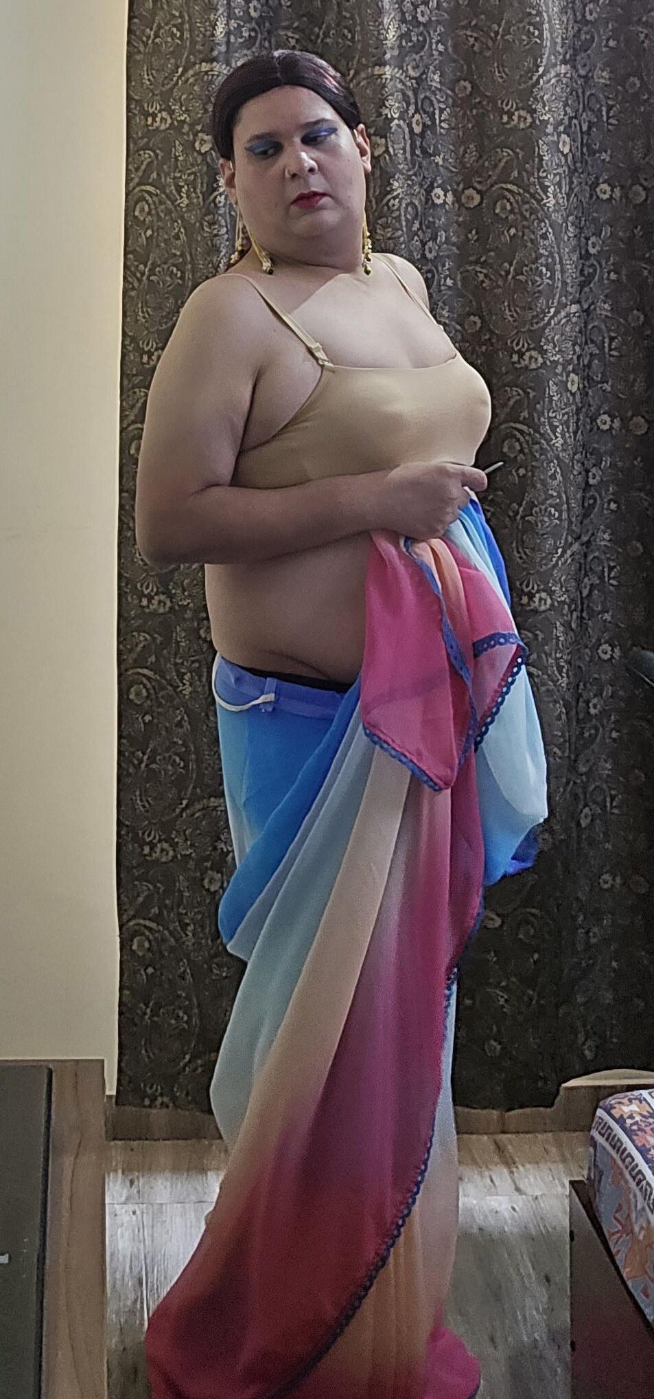 Travesti Monica M Sentindo -se Slutty