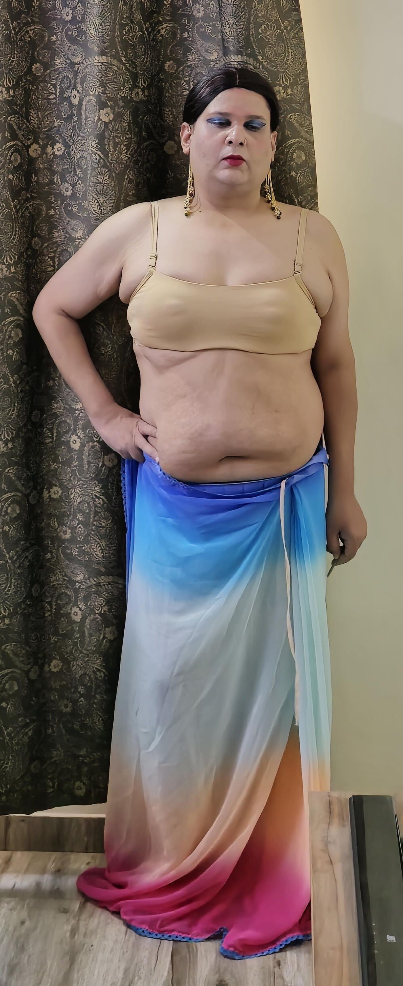 Travesti Monica M Sentindo -se Slutty