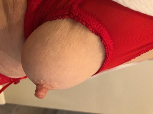 Seins et mamelons de mamie
