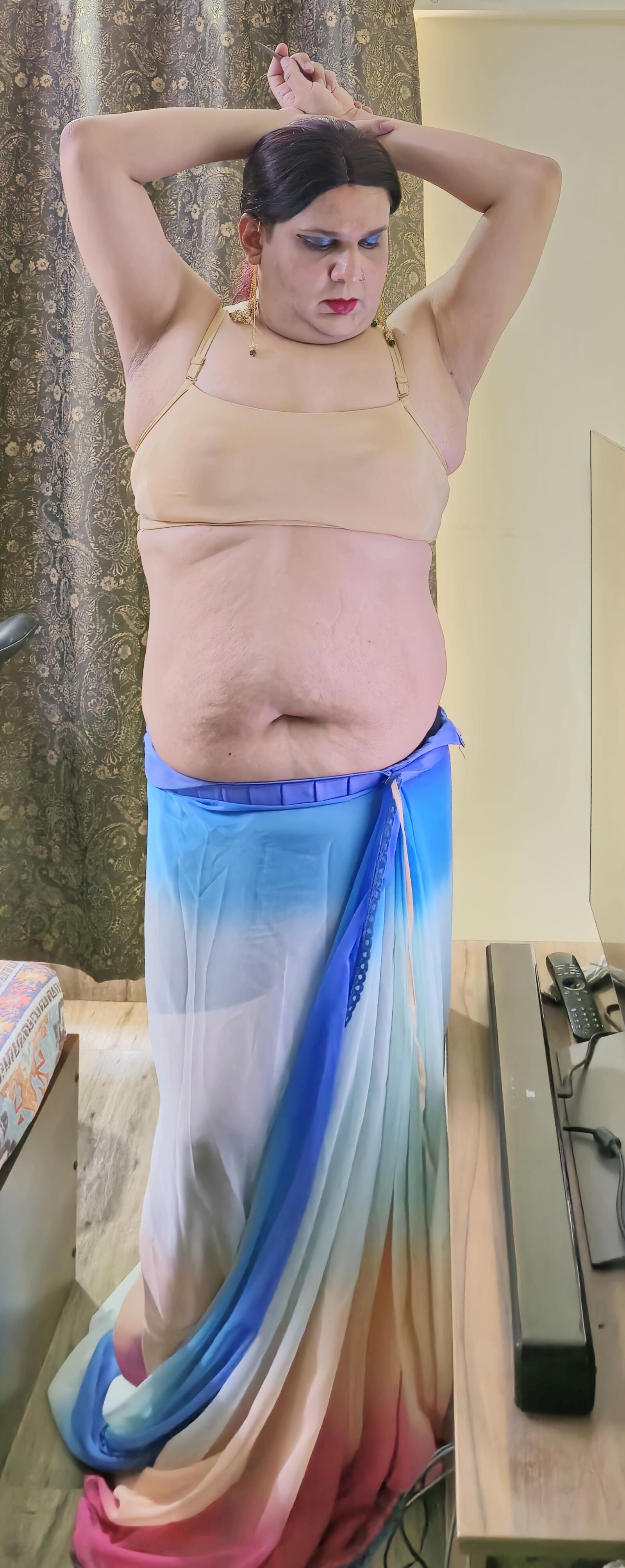 Travesti Monica M Sentindo -se Slutty