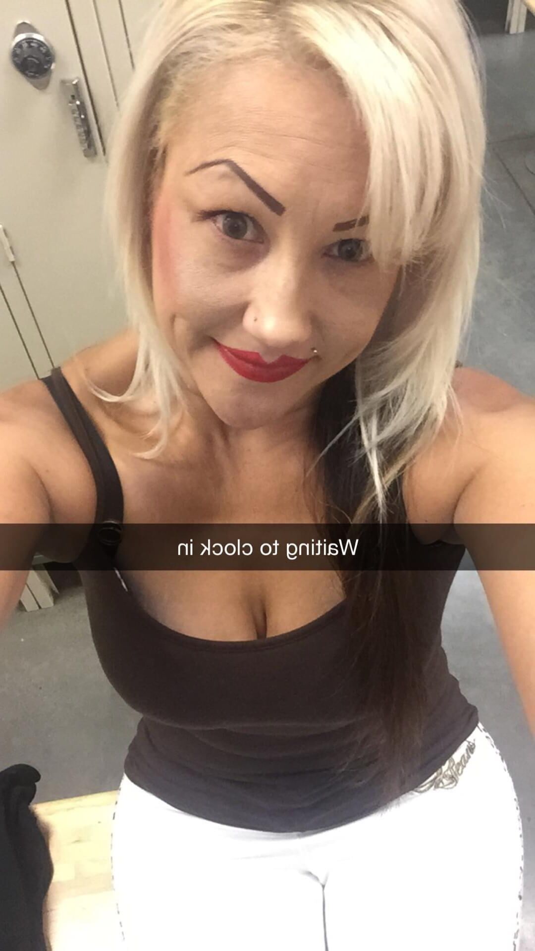 Rosie Hoodrat Latina Puta